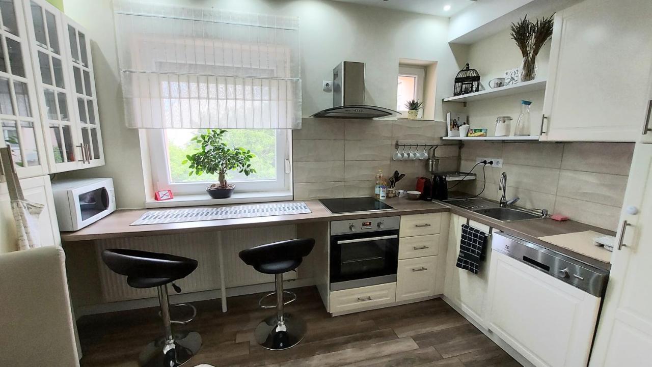 Ancsi Apartmant Kecskemet Kecskemét Exterior foto