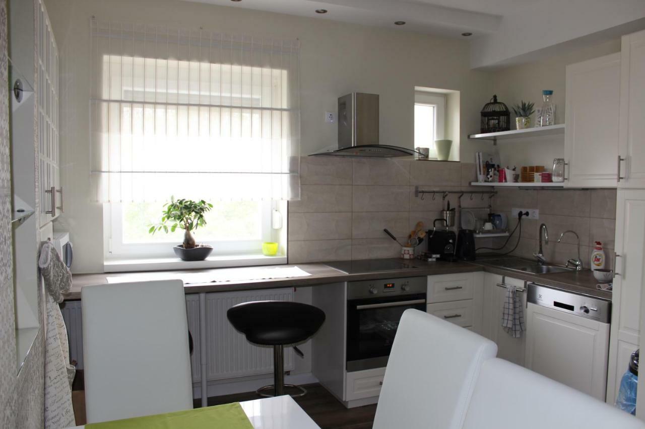 Ancsi Apartmant Kecskemet Kecskemét Exterior foto
